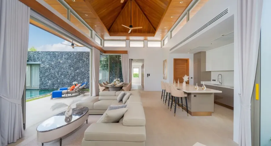 For sale 4 bedrooms villa in Thalang, Phuket