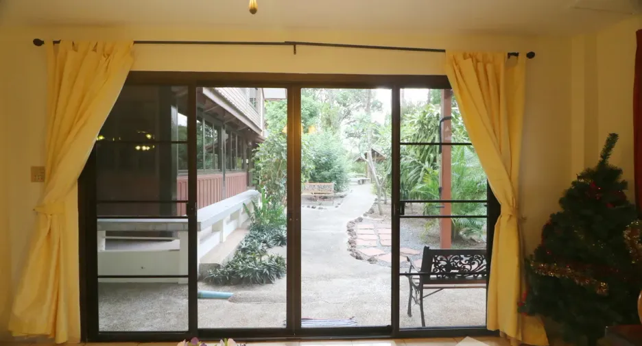 For sale 4 bedrooms house in Mueang Udon Thani, Udon Thani