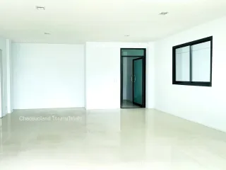 Продажа 2 спальни дом в Mueang Samut Sakhon, Самутсакхон