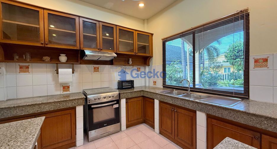 For rent 3 bedrooms house in Bang Lamung, Chonburi
