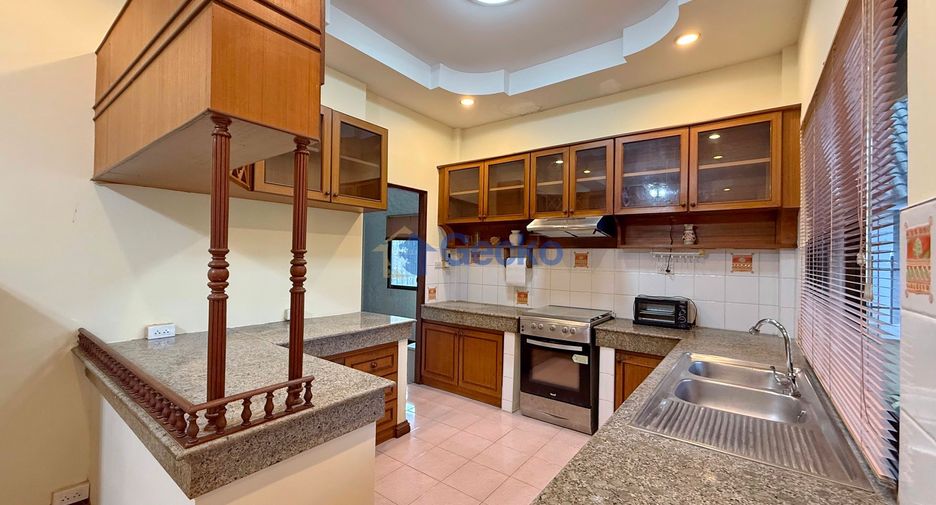 For rent 3 bedrooms house in Bang Lamung, Chonburi
