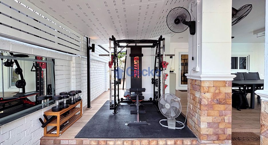 For sale 3 bedrooms house in Bang Lamung, Chonburi
