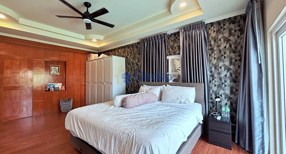 For sale 3 bedrooms house in Bang Lamung, Chonburi