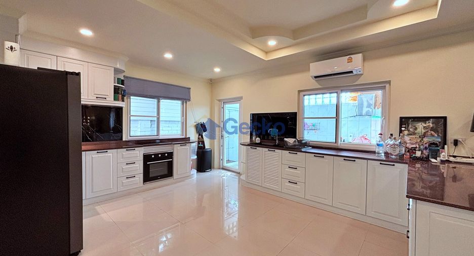 For sale 3 bedrooms house in Bang Lamung, Chonburi