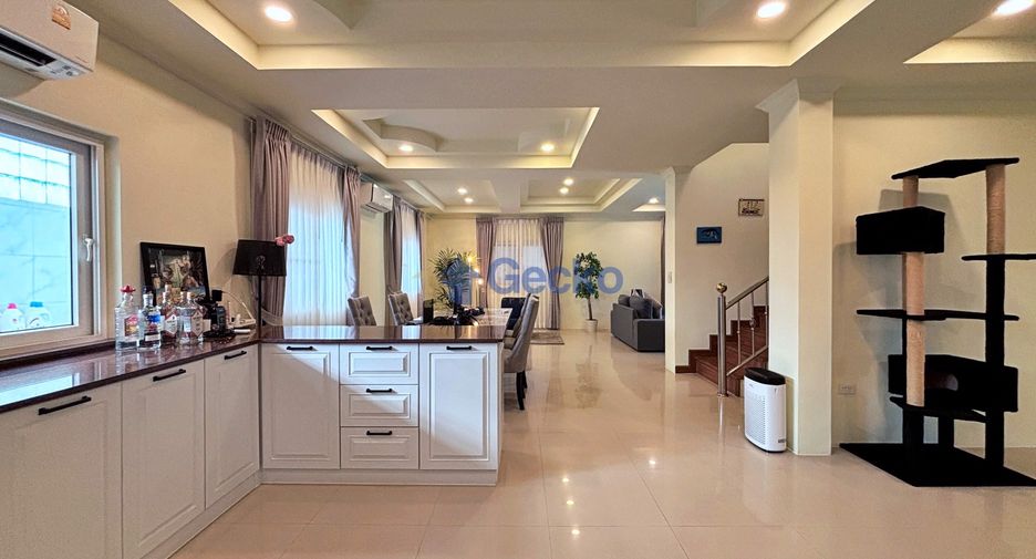 For sale 3 bedrooms house in Bang Lamung, Chonburi