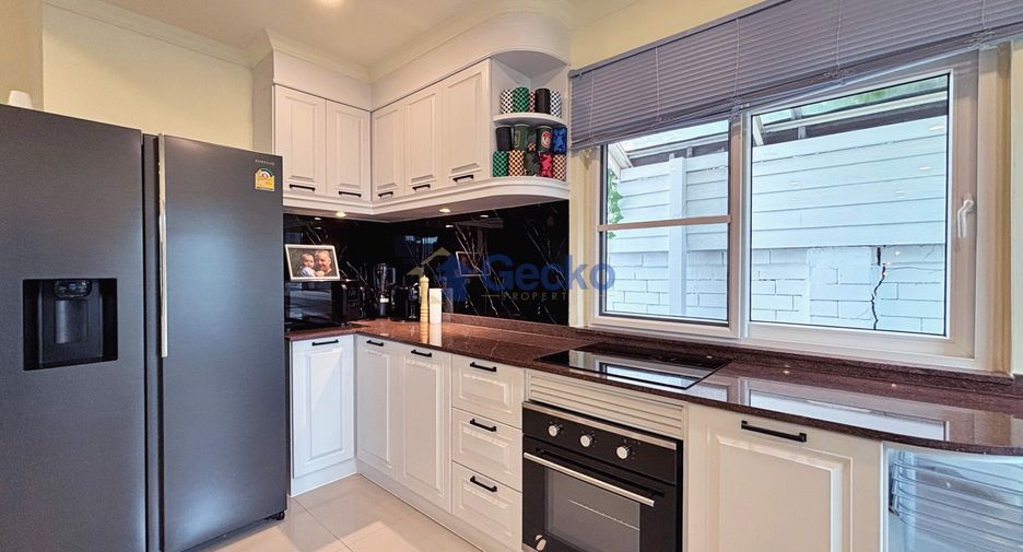 For sale 3 bedrooms house in Bang Lamung, Chonburi