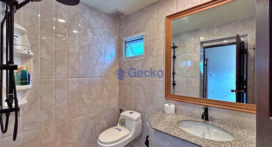 For sale 3 bedrooms house in Bang Lamung, Chonburi