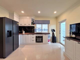 Casa en venta de 3 habitaciones en Bang Lamung, Chonburi