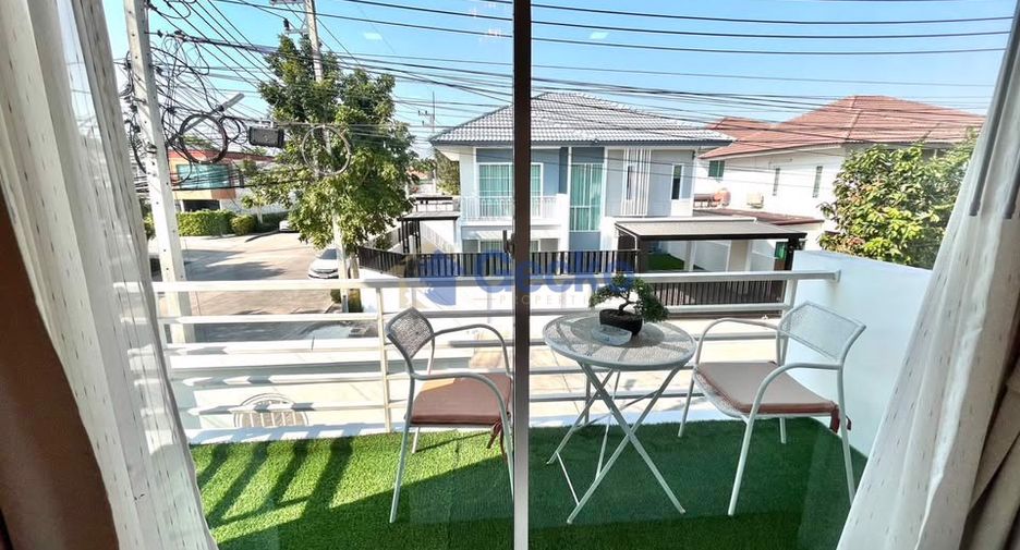 Haus zum Kauf mit 3 Zimmer in Bang Lamung, Chonburi