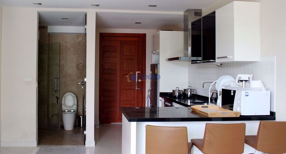 For rent 2 bedrooms condo in Bang Lamung, Chonburi