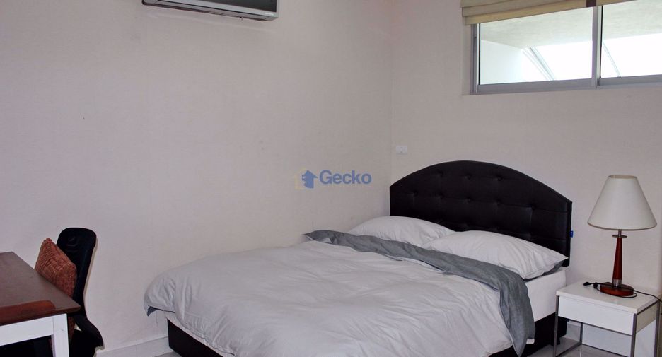 For rent 2 bedrooms condo in Bang Lamung, Chonburi