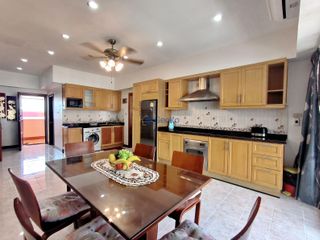 For rent and for sale 2 bedrooms condo in Bang Lamung, Chonburi