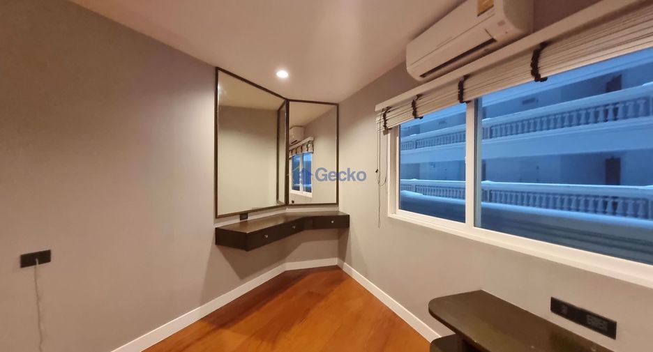 For sale 3 bedrooms condo in Bang Lamung, Chonburi