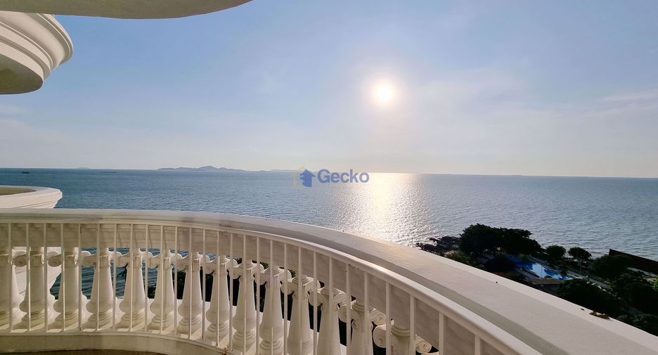 For sale 3 bedrooms condo in Bang Lamung, Chonburi