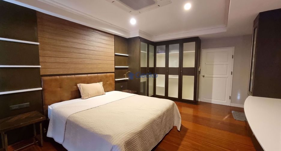 For sale 3 bedrooms condo in Bang Lamung, Chonburi