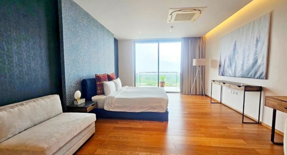 For sale 3 bedrooms condo in Sattahip, Chonburi