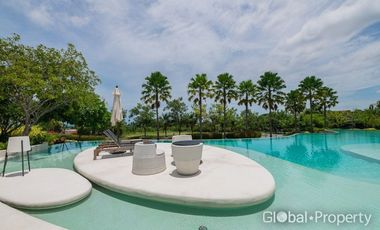 For sale 3 bedrooms condo in Sattahip, Chonburi