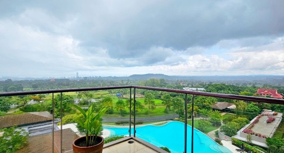 For sale 3 bedrooms condo in Sattahip, Chonburi
