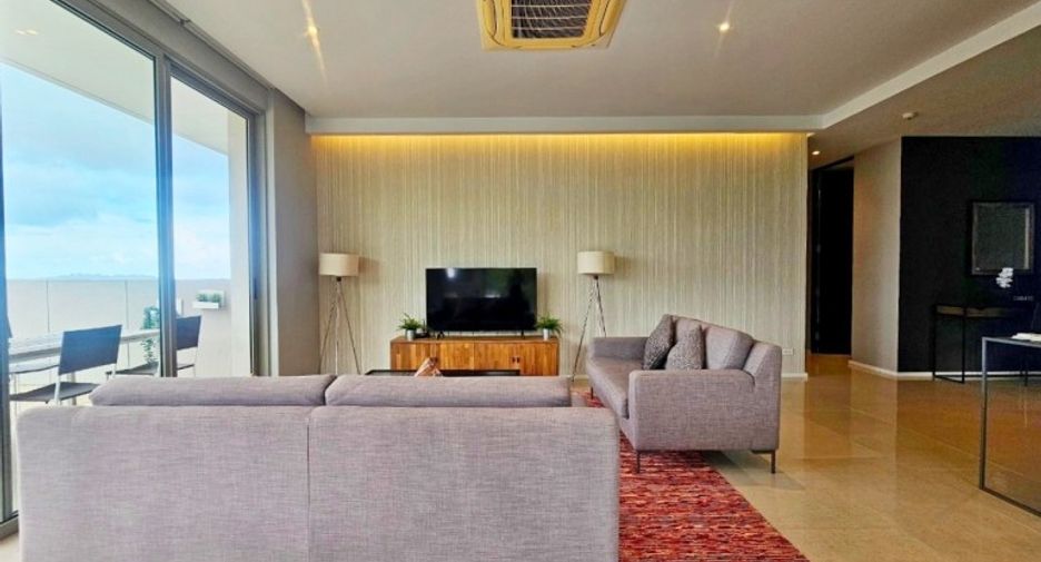 For sale 3 bedrooms condo in Sattahip, Chonburi
