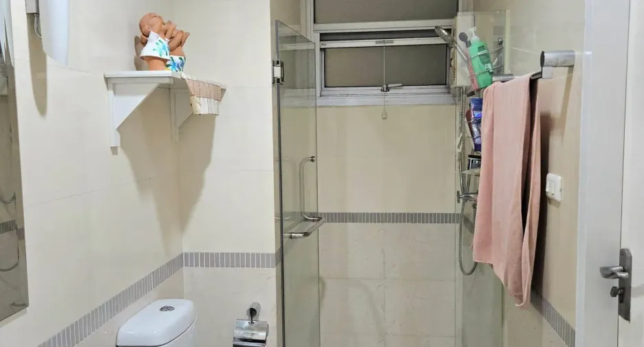 For rent 2 bedrooms condo in Ratchathewi, Bangkok