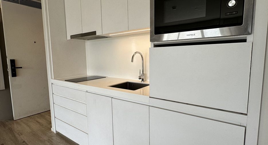Apartamento en alquiler de 1 habitaciones en Yan Nawa, Bangkok