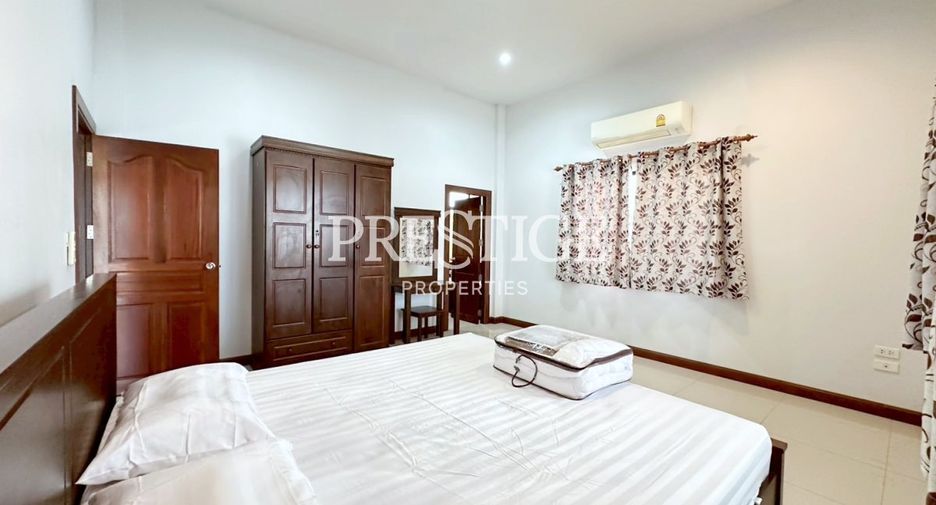 À louer 3 chambres maison à Bang Lamung, Chonburi