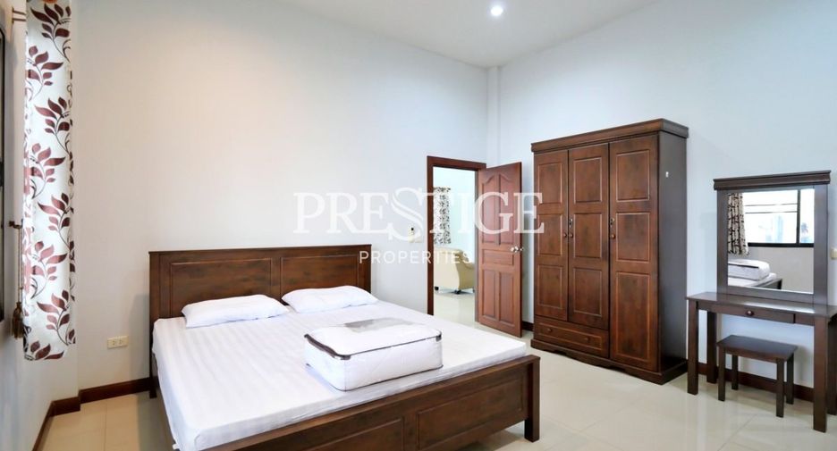 À louer 3 chambres maison à Bang Lamung, Chonburi