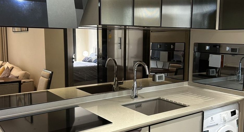 Condo en alquiler de 2 habitaciones en Watthana, Bangkok