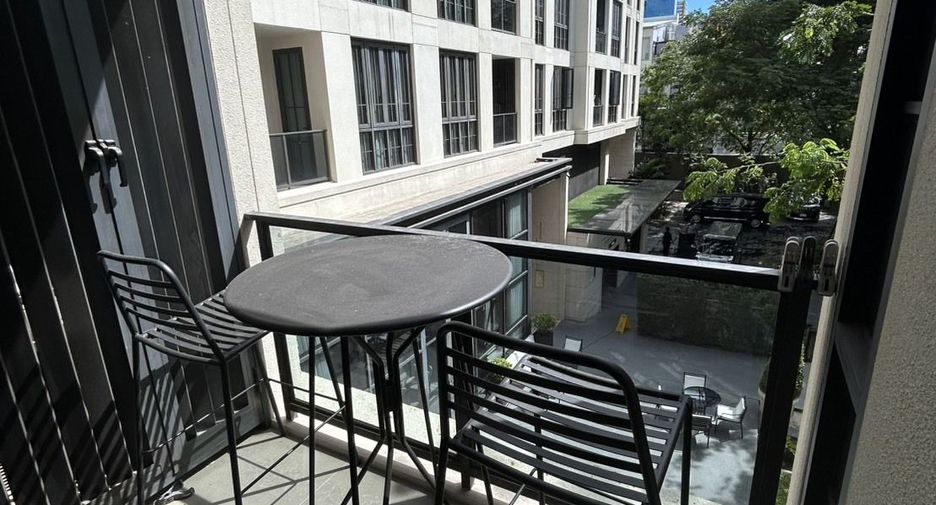 Condo en alquiler de 2 habitaciones en Watthana, Bangkok