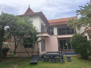 For rent 4 bedrooms villa in Bang Lamung, Chonburi