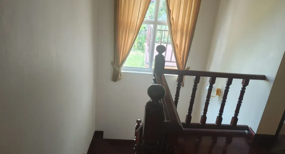 For rent 4 bedrooms villa in Bang Lamung, Chonburi