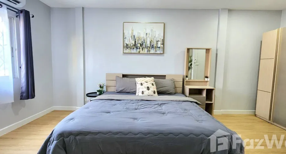 For rent 2 bedrooms townhouse in Mueang Chiang Mai, Chiang Mai