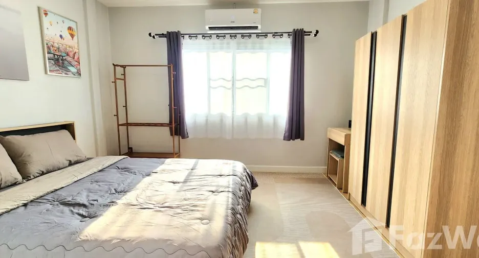 For rent 2 bedrooms townhouse in Mueang Chiang Mai, Chiang Mai