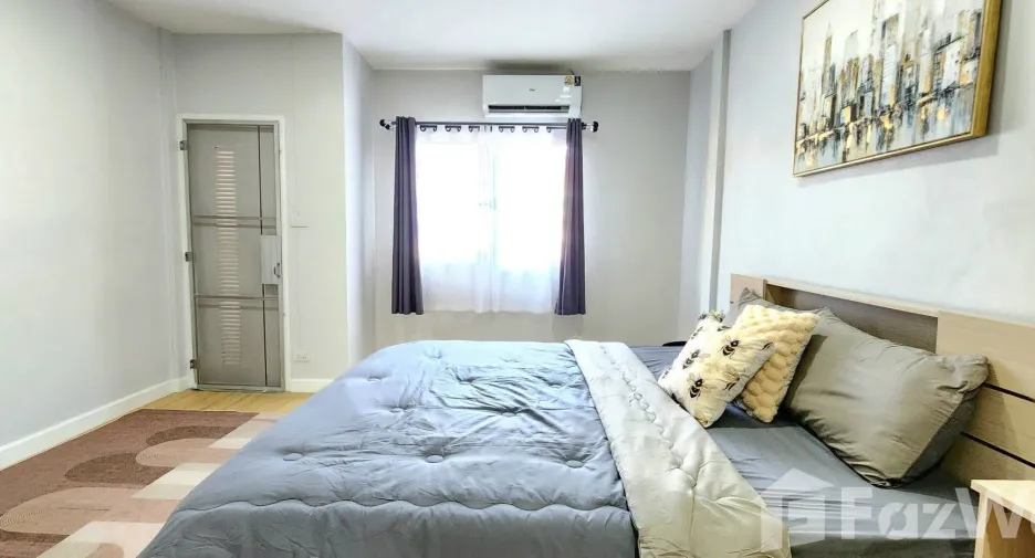 For rent 2 bedrooms townhouse in Mueang Chiang Mai, Chiang Mai