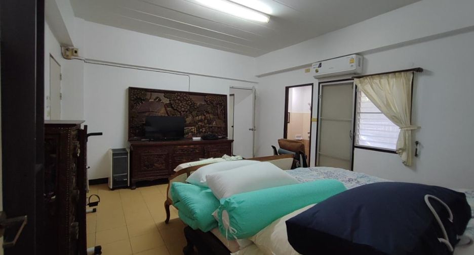 For sale 11 bedrooms apartment in Mueang Nonthaburi, Nonthaburi