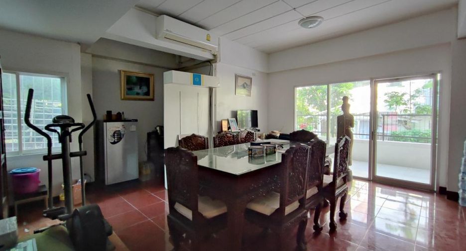 For sale 11 bedrooms apartment in Mueang Nonthaburi, Nonthaburi