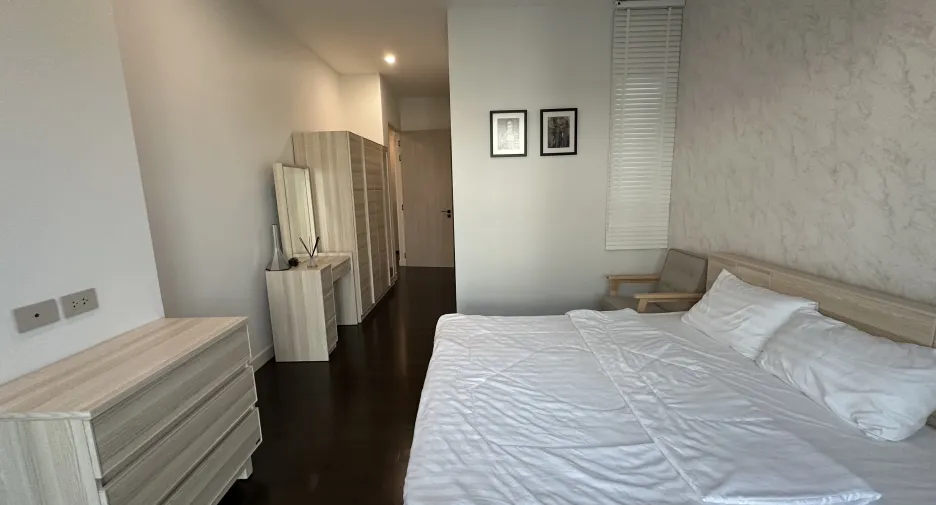 For rent 5 bedrooms house in Bang Kapi, Bangkok