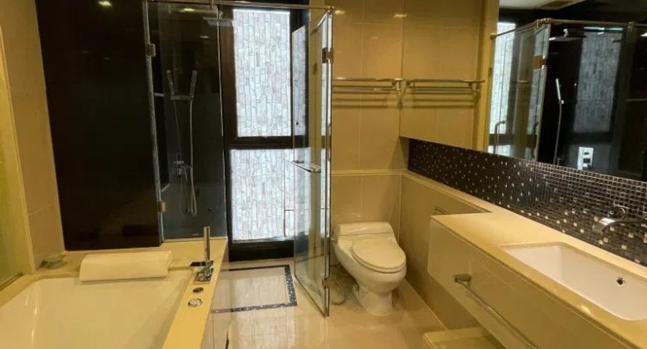Wohnung zur Miete mit 2 Zimmer in Sathon, Bangkok