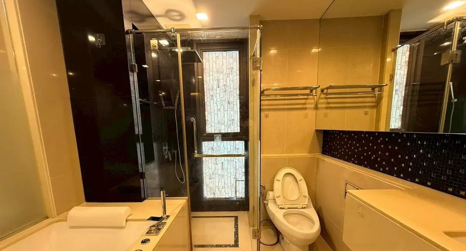 Wohnung zur Miete mit 2 Zimmer in Sathon, Bangkok