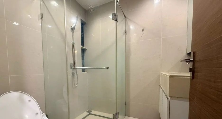 Wohnung zur Miete mit 2 Zimmer in Sathon, Bangkok