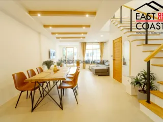 Casa en alquiler y en venta de 3 habitaciones en Bang Lamung, Chonburi