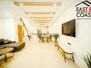 Casa en alquiler y en venta de 3 habitaciones en Bang Lamung, Chonburi