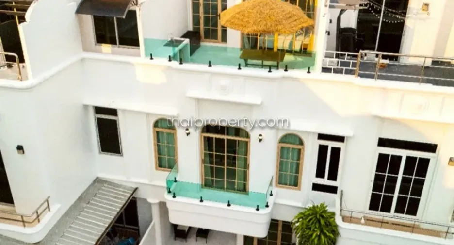 For rent and for sale 3 bedrooms house in Bang Lamung, Chonburi