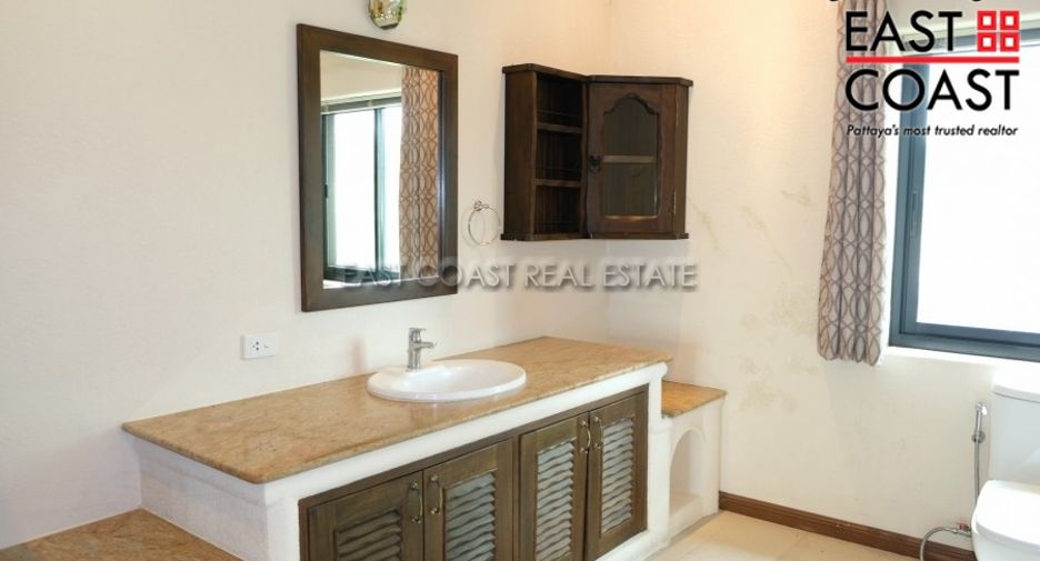 For rent 4 bedrooms house in Bang Lamung, Chonburi