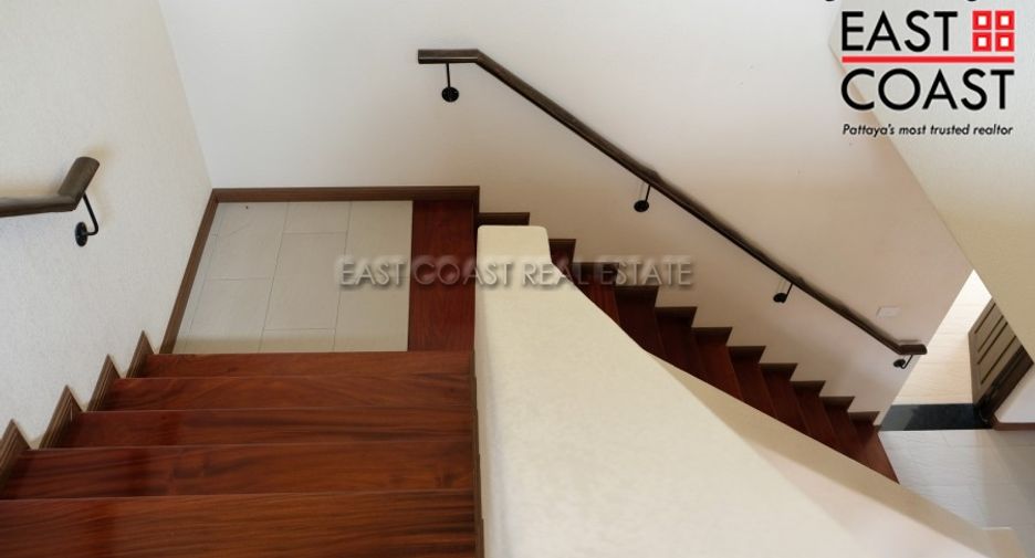For rent 4 bedrooms house in Bang Lamung, Chonburi