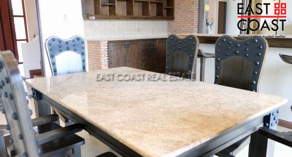 For rent 4 bedrooms house in Bang Lamung, Chonburi