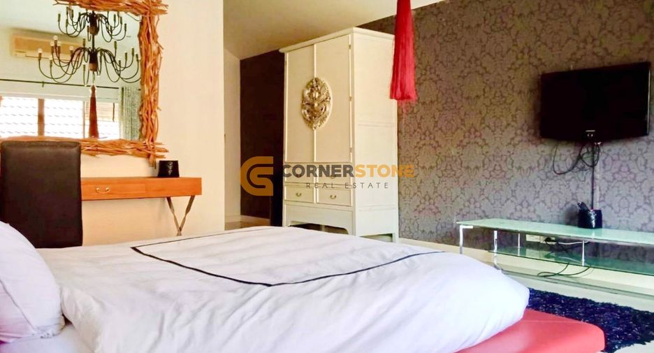 Casa en alquiler de 3 habitaciones en Sattahip, Chonburi