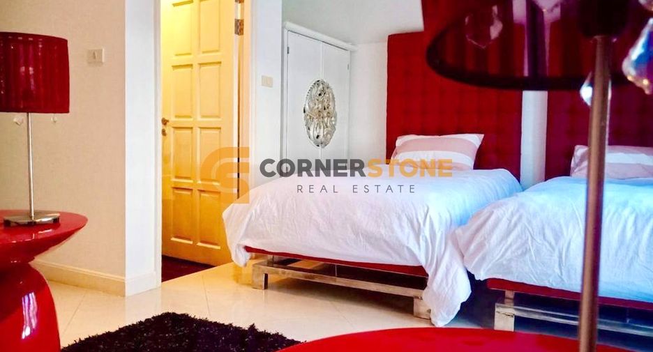 Casa en alquiler de 3 habitaciones en Sattahip, Chonburi