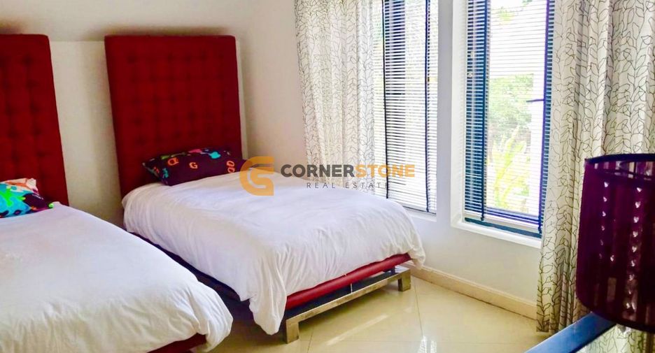Casa en alquiler de 3 habitaciones en Sattahip, Chonburi
