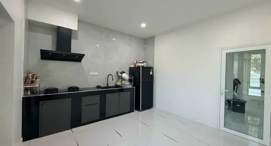 出售 和 出租 4 卧室 独立屋 在 Mueang Chiang Mai, Chiang Mai